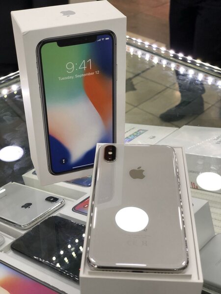 iPhone X