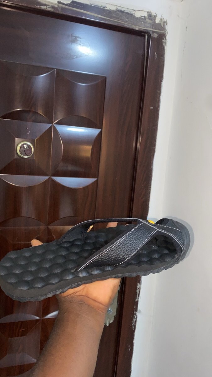 Slipper  H