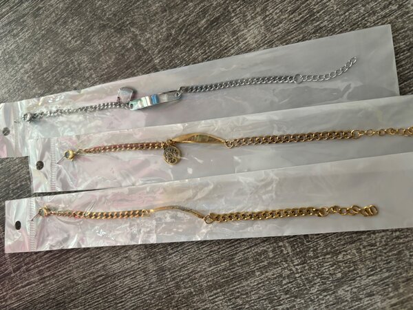 Bracelet
