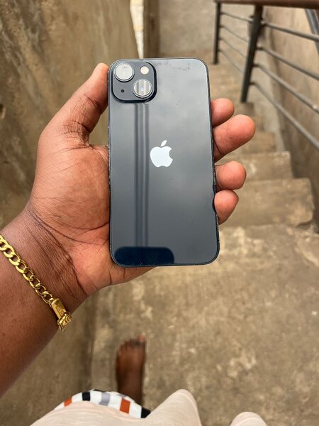 iPhone 13