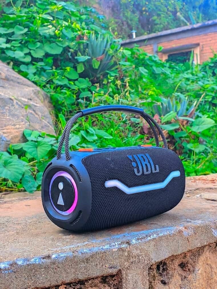 Bluetooth JBL Boombox 520