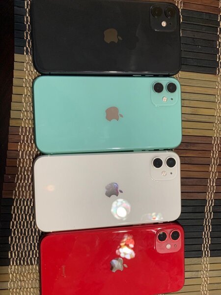iPhone 11
