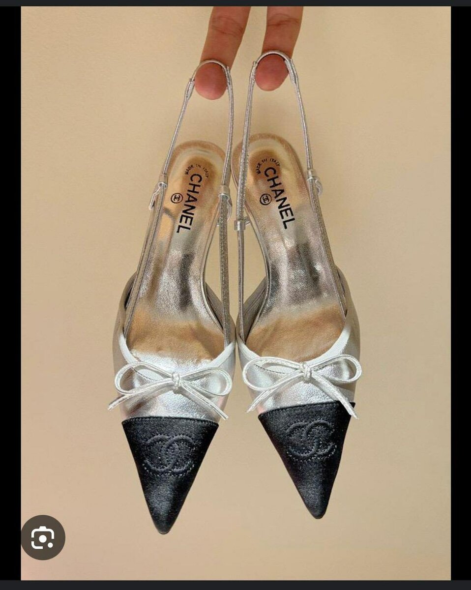 Ladies heel