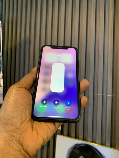 XR 128gb unlocked