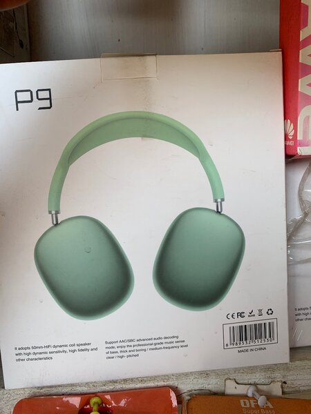 Headphone