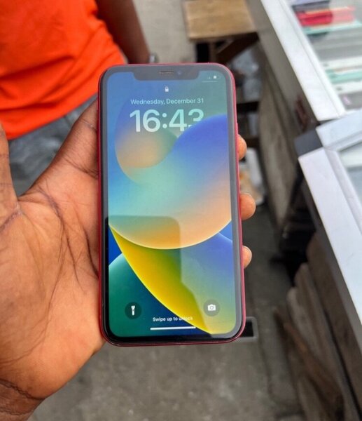 iPhone 11