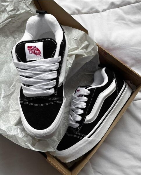 Vans old knu school