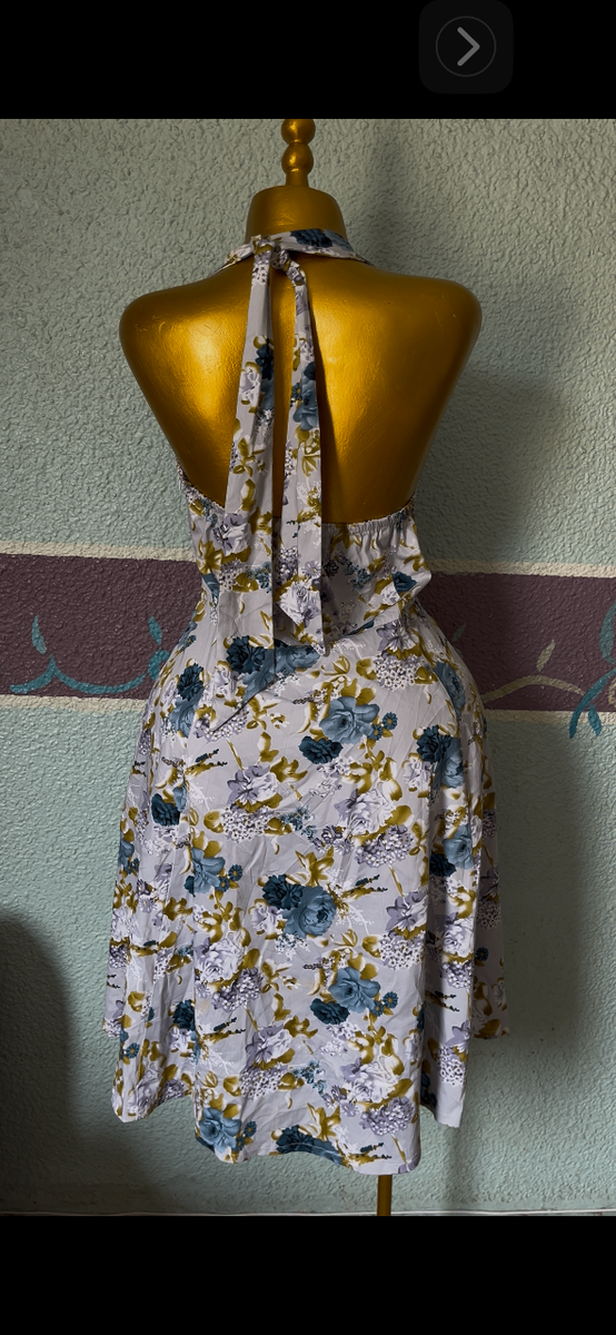 Robe fleuri style rétro