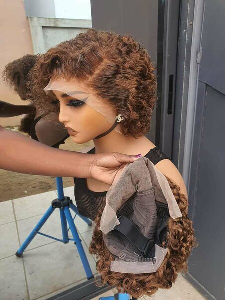 Pixi curly