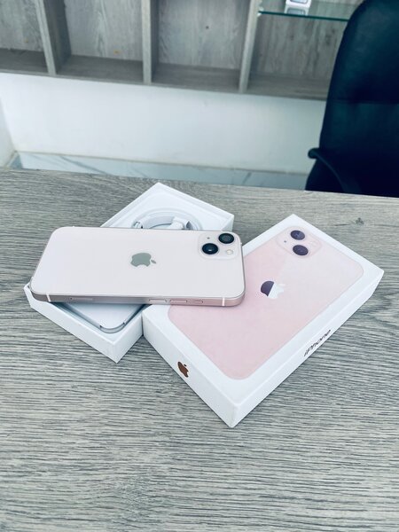 iPhone 13