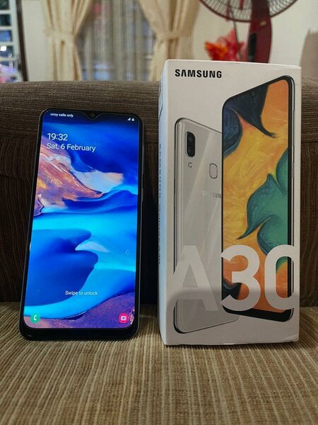 GALAXY A30 64GB IN BOX
