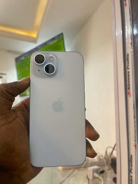 iPhone 15