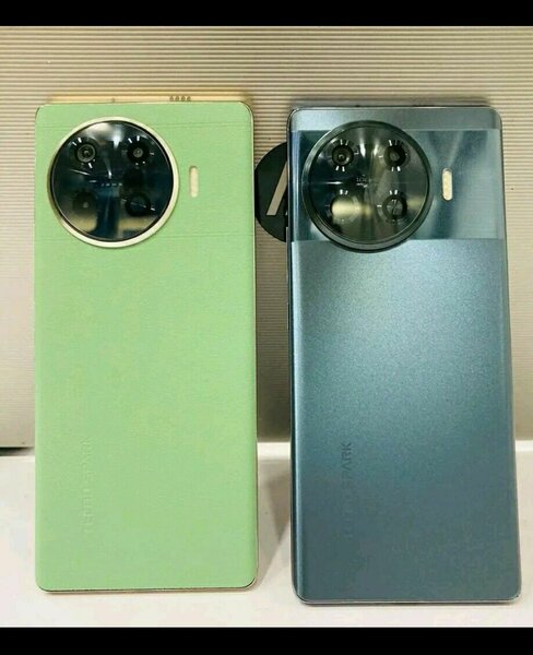 Smartphone Techno Camon 40 Pro