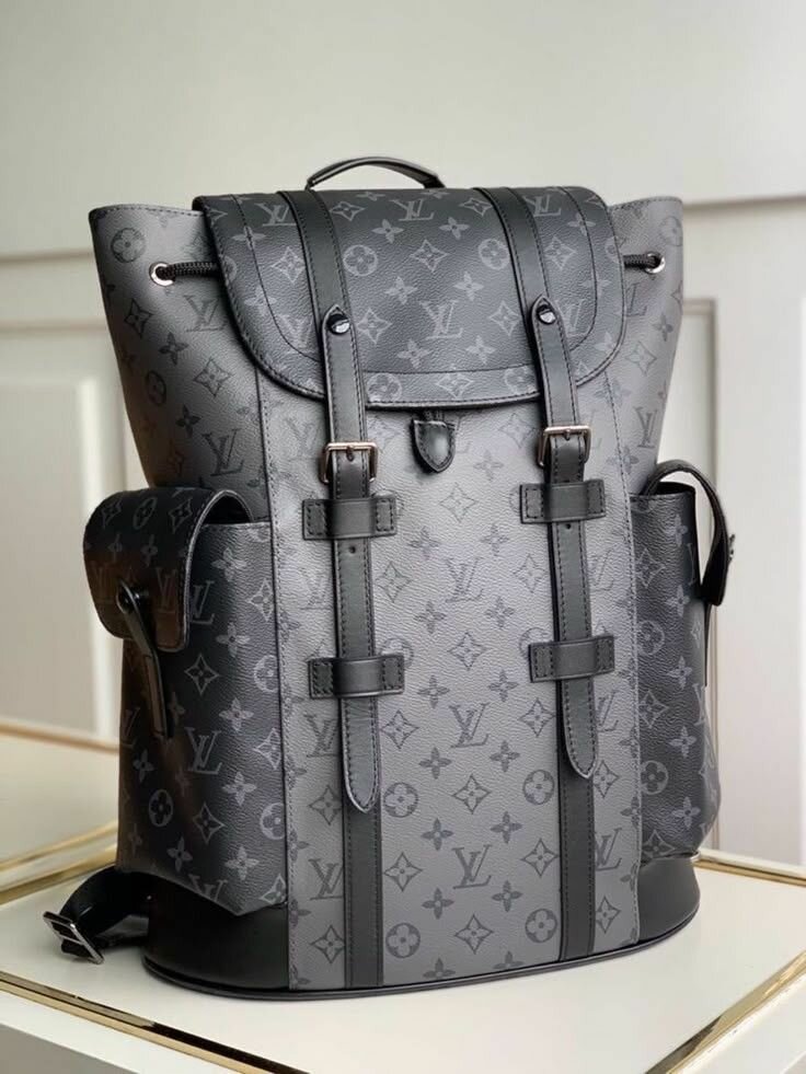 Unisex classic design