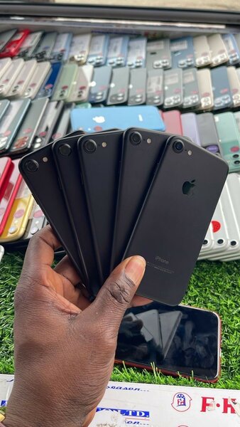 iPhone 7