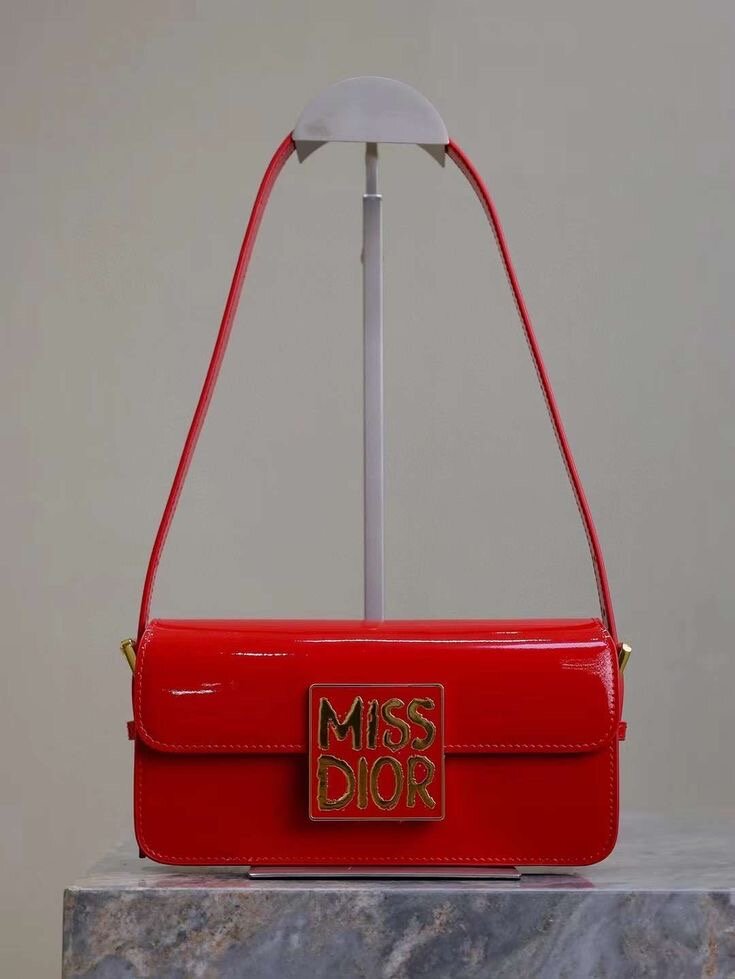 Sac à main Miss Dior élégant