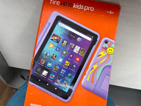 Amazon fire10 kids pro Tablet