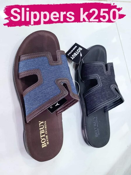 Slipper for adults 