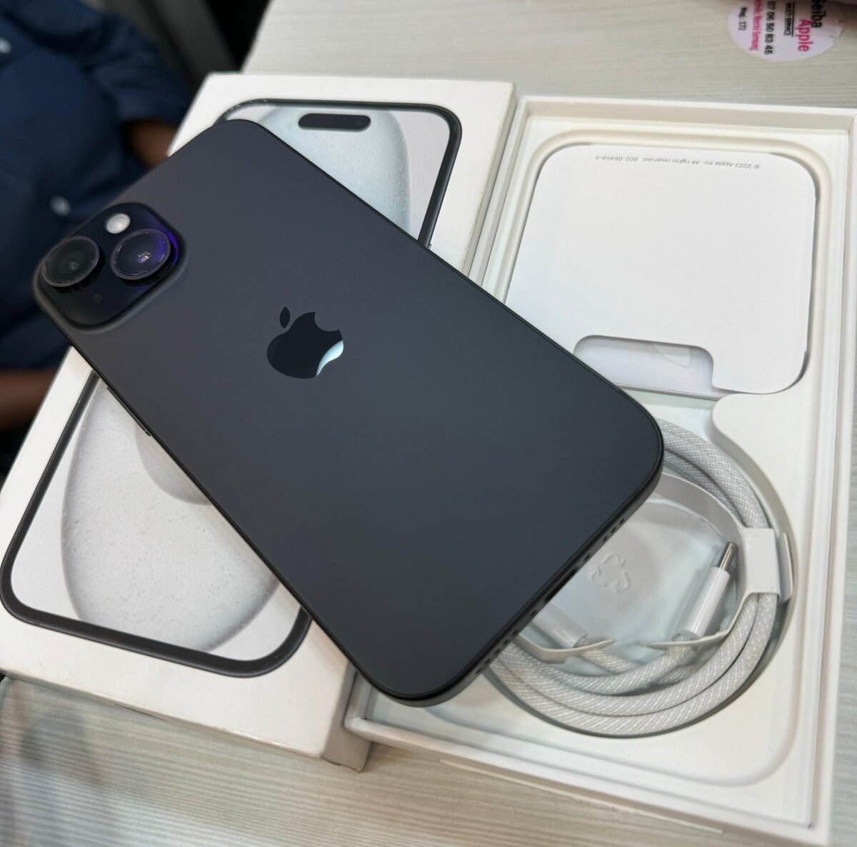 iPhone  15