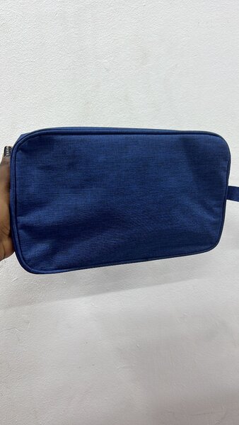 Pochette de toilette en tissu