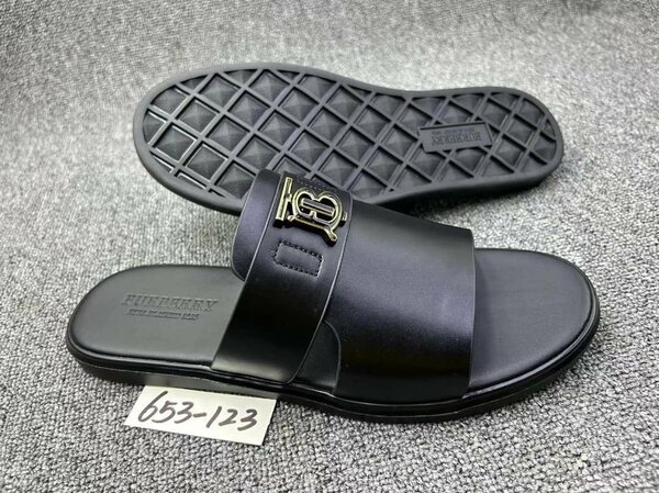 LEATHER SLIPPERS solid
