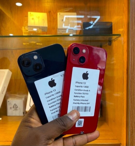 iPhone  13