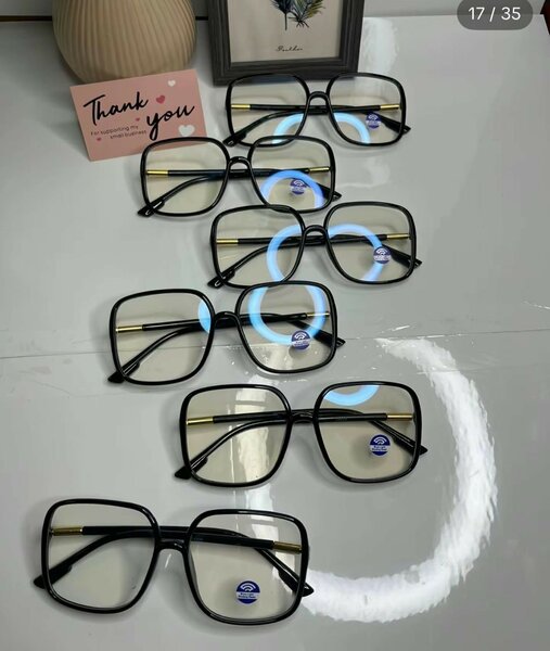 Lunettes de soleil tendance colorées