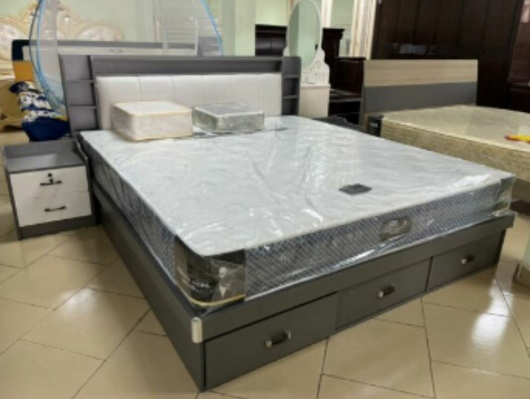 Queen Size Bed