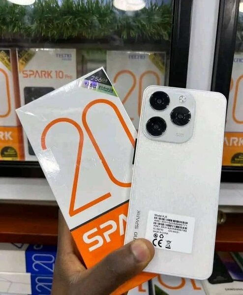 Smartphone Tecno Spark 20 Pro