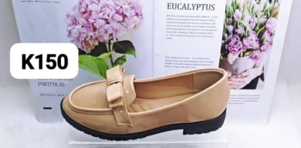 Women's shoes