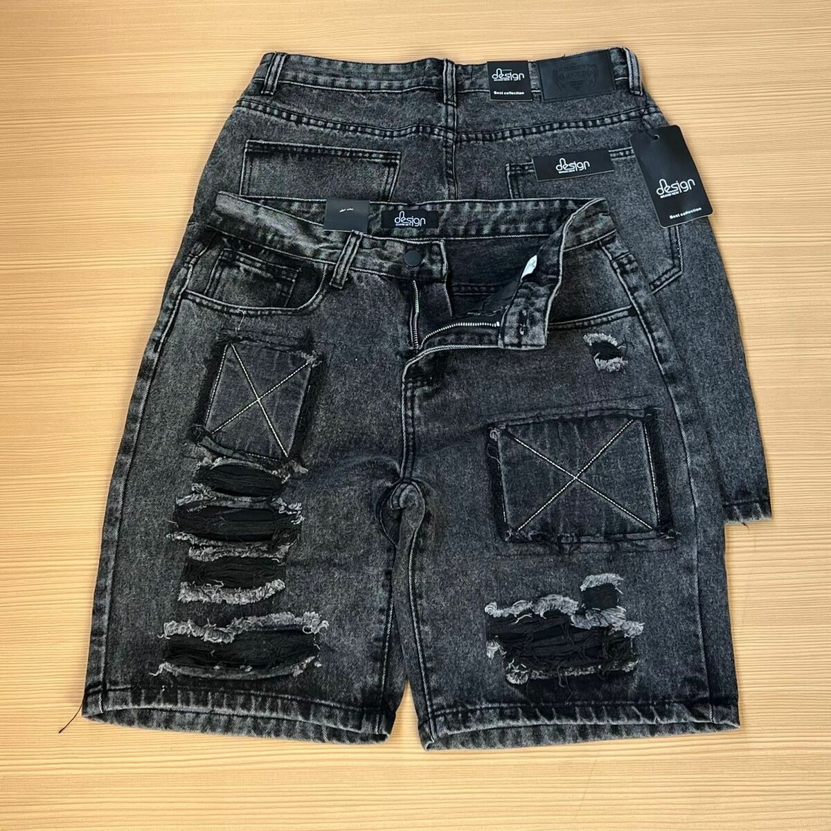 Short jeans