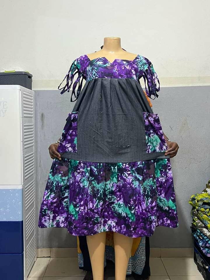 Robe disponible a 8000fr
