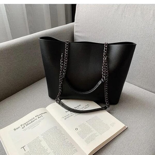 Sac fourre-tout en cuir élégant