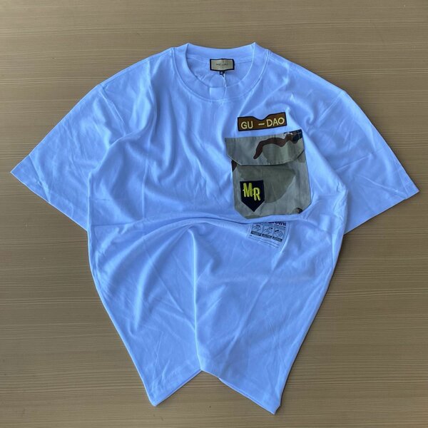 Men's T shirt
