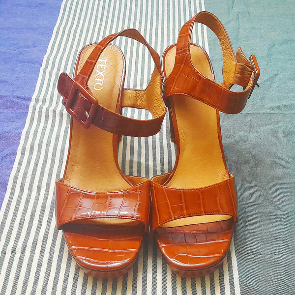TEXTO Sandales Cuir Croco