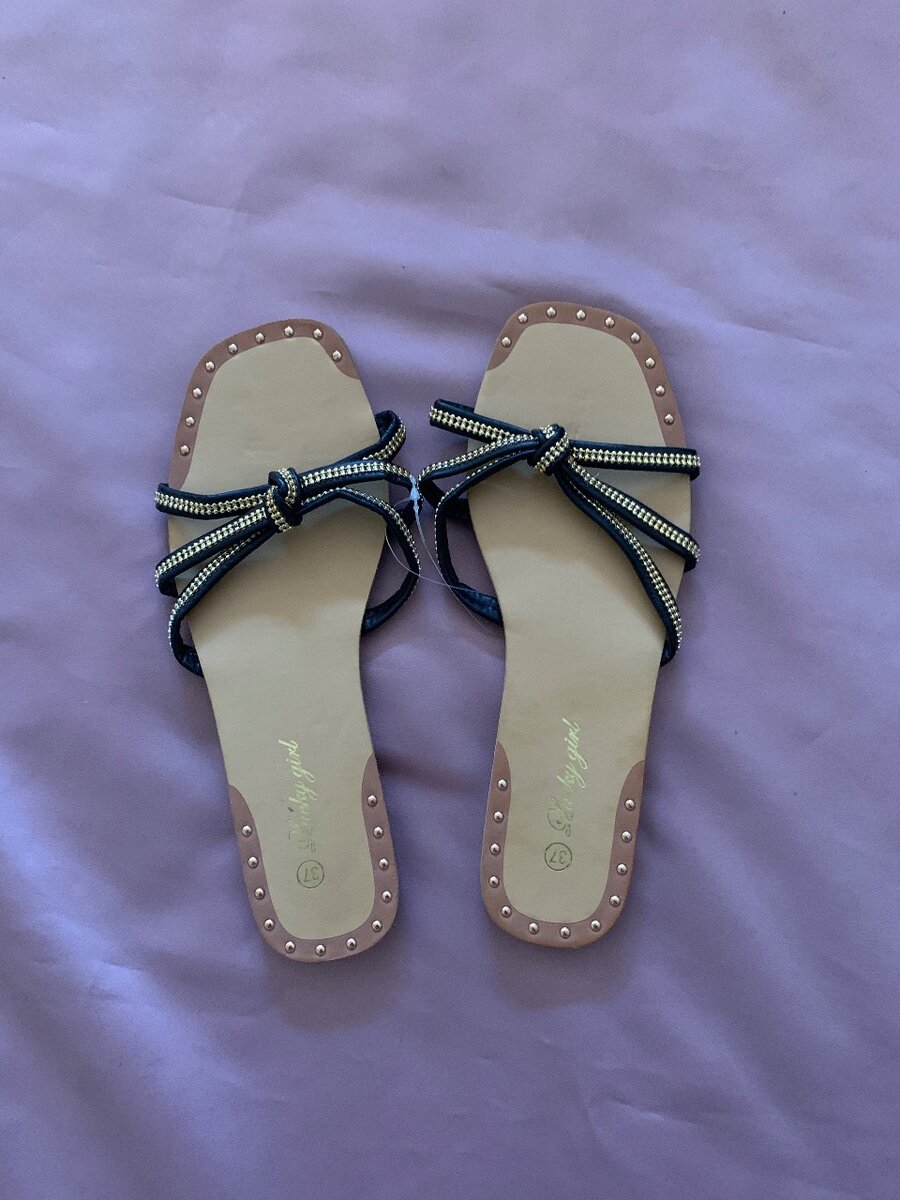 Slippers for ladies