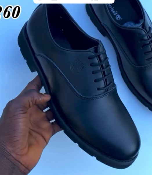 Men's classic shoes