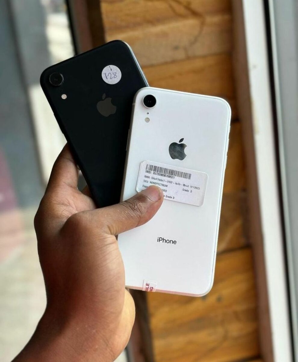 IPHONE XR