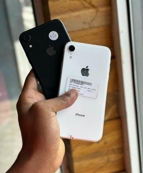 IPHONE XR