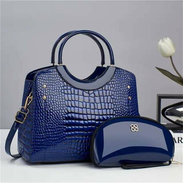 Quality bag with purse