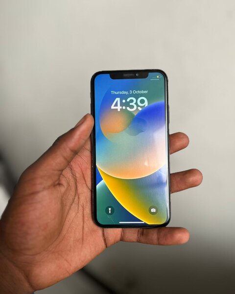 iPhone XS