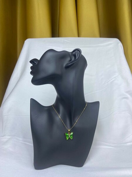 Collier avec Pendentif Papillon