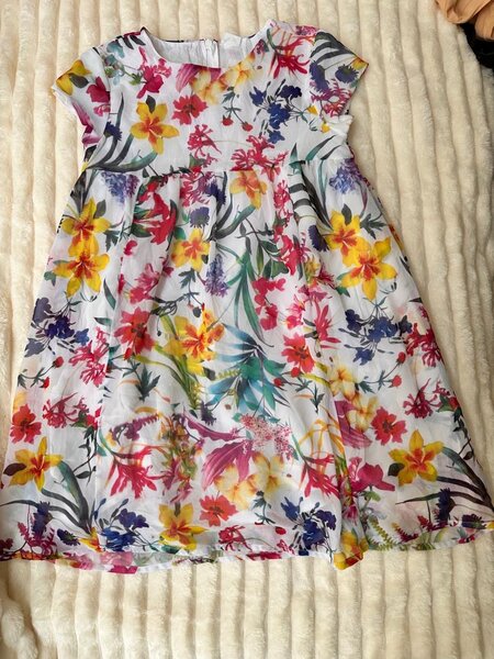 Robe fleurie enfant
