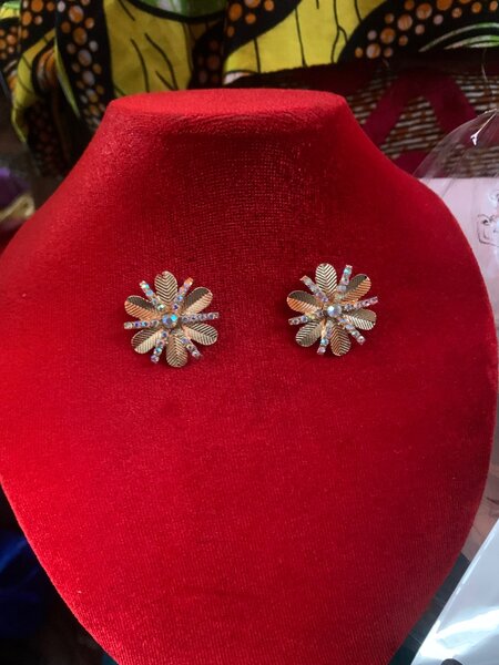 Boucles d'oreilles florales luxueuses