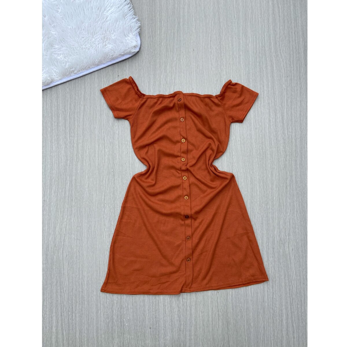 Straight dress