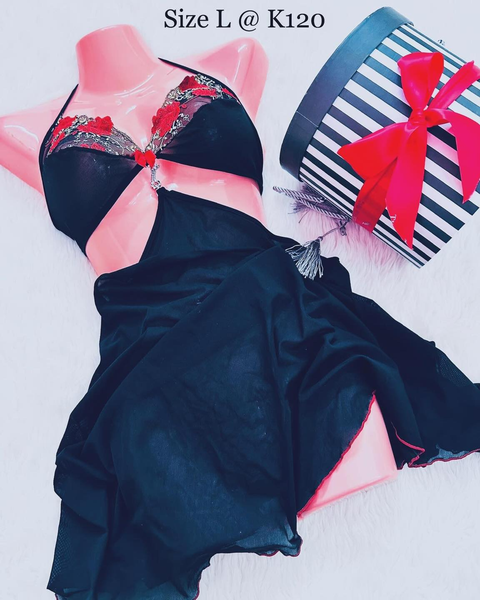 Lingerie noir