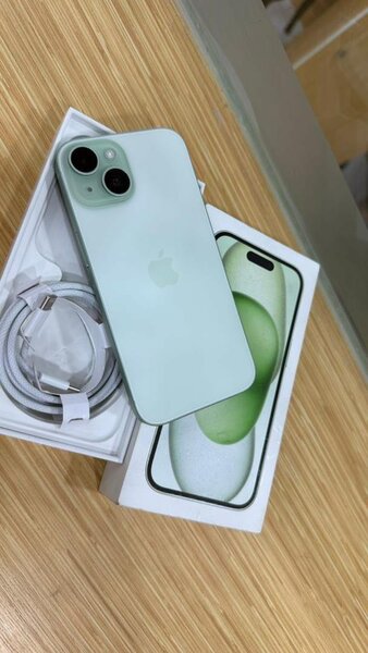iphone 15 simple 128giga état