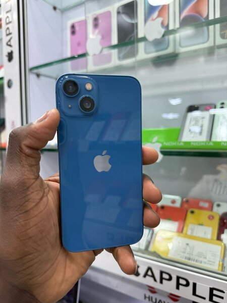 iPhone 13
