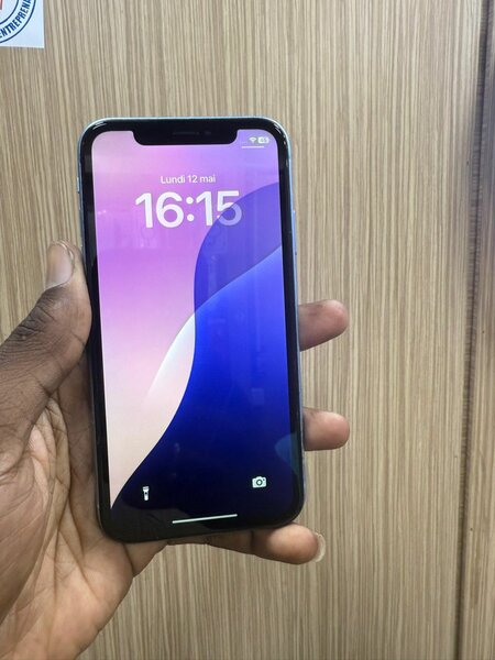 IPHONE XR