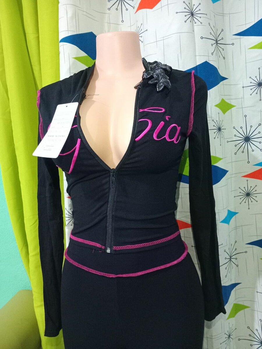 Ensemble élégant à capuche